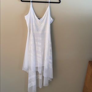 NWT BGBG MAXAZRIA “DAE” dress
